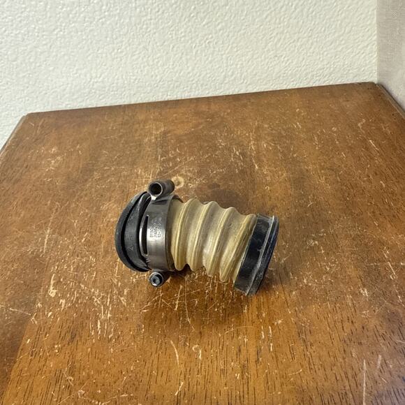 123 Dy 1416c Lower Duct Changeover Valve Hose for Dyson Dc40‎ Dc42 Dc50 Dc51 - Picture 1 of 6